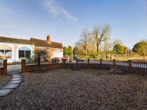 Front gravel area- click for photo gallery